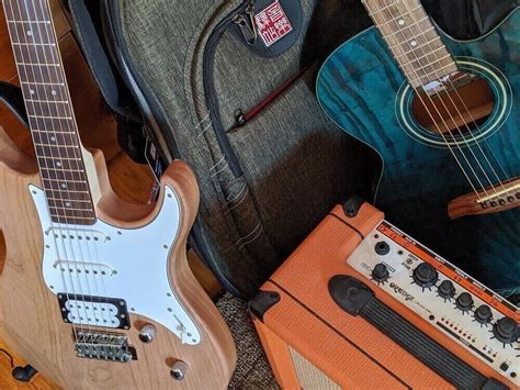 Can an Electric Guitar Sound Like an Acoustic? Exploring the Boundaries of Tone and Technology